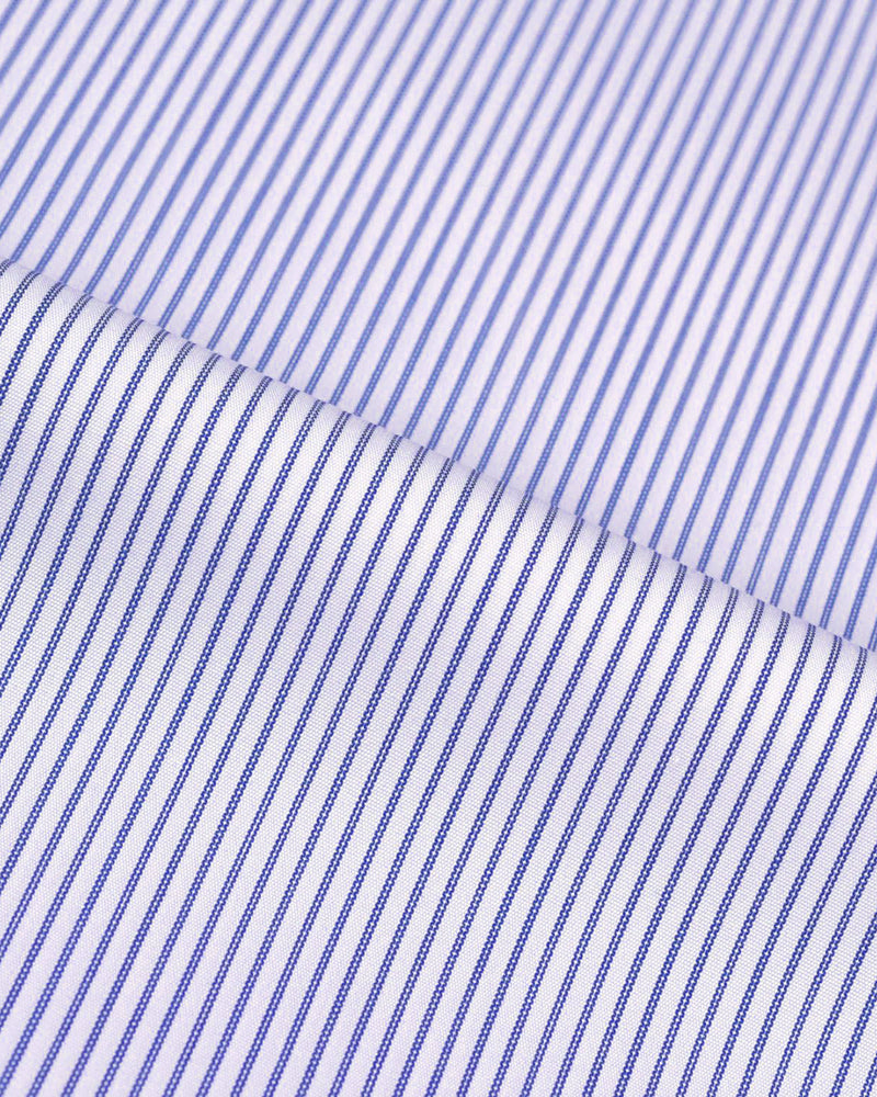 Doppelte Mille-Streifen in Marineblau