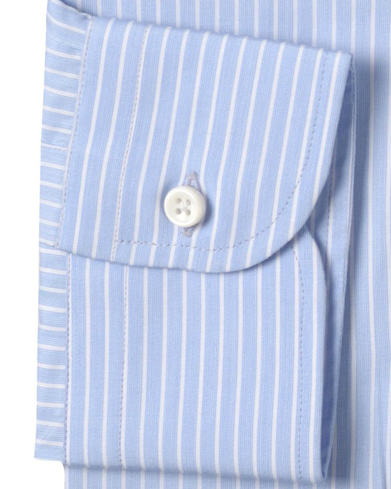 Robe Canclini à fines rayures bleues sur fond blanc