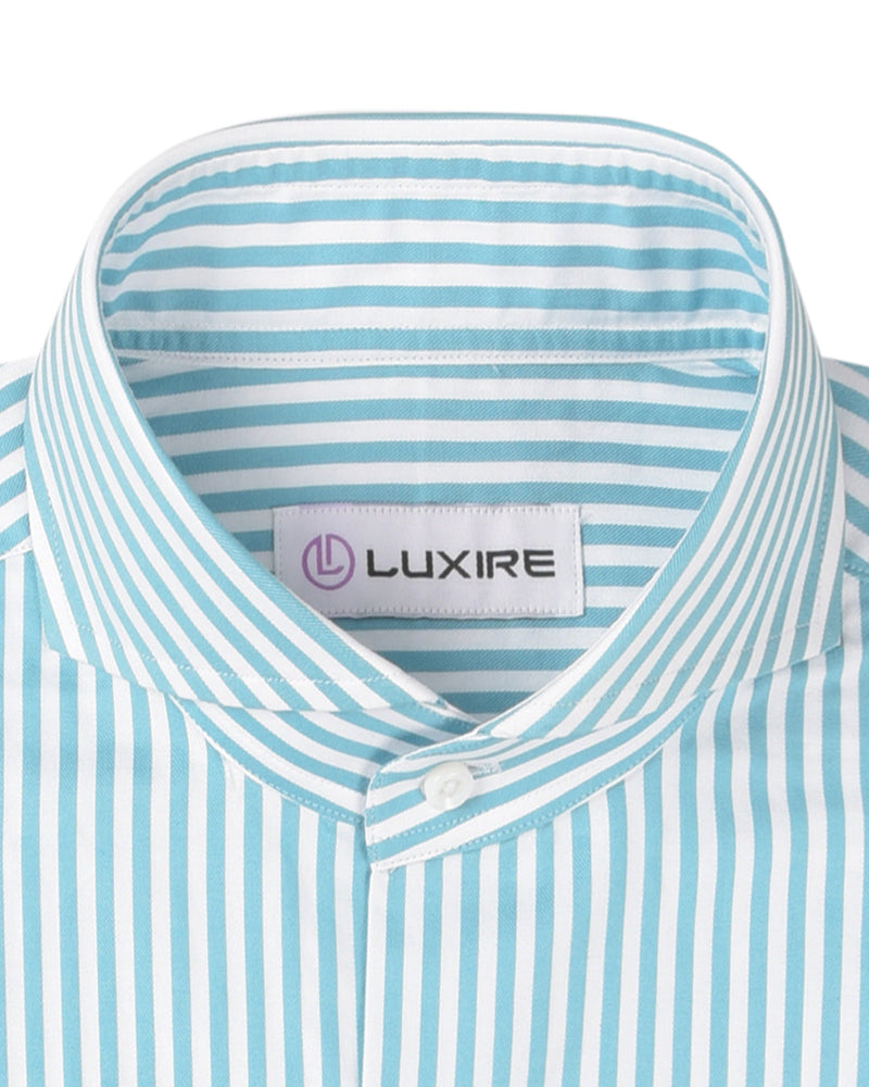 Aqua Blue Dress Stripes Dobby auf Weiß