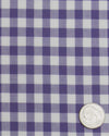 Breite lila Gingham-Karos auf Weiß