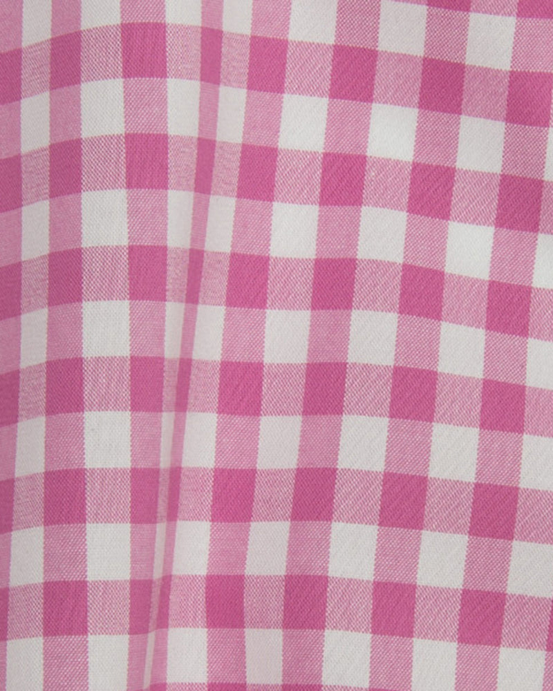 Heller rosa mutiger Gingham auf Weiß