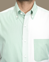 Grün-weißes Fun-Shirt aus Baumwolle