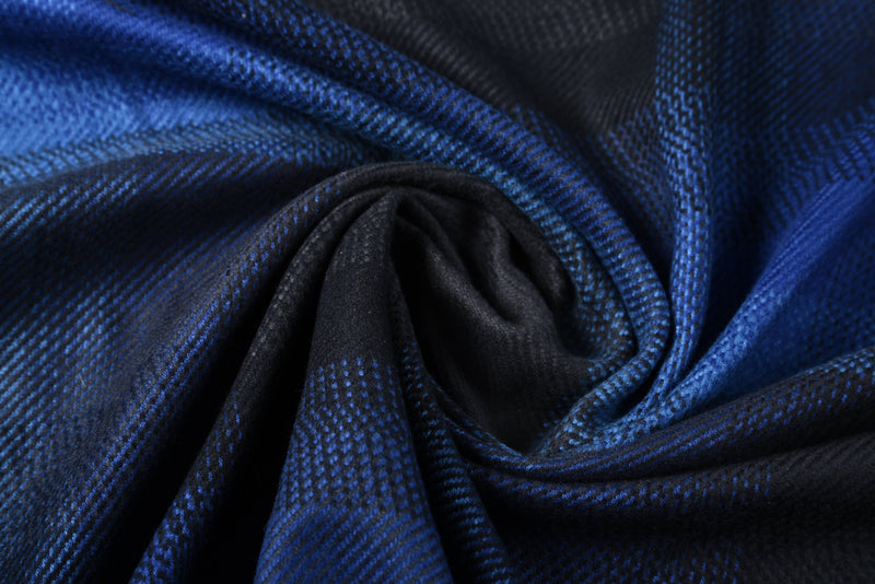 Carreaux noirs et bleus en gras