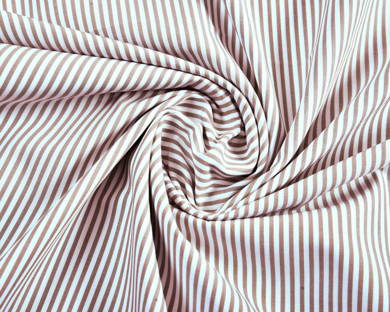Chemise à rayures marron et blanches