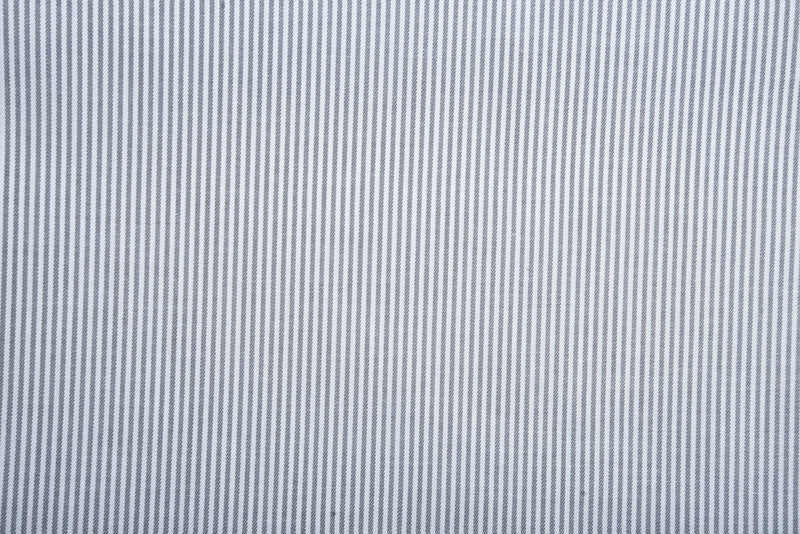 Weiße Streifen mit Grau