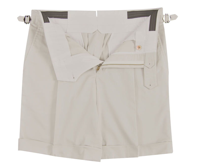 Elfenbein-Twill-Shorts
