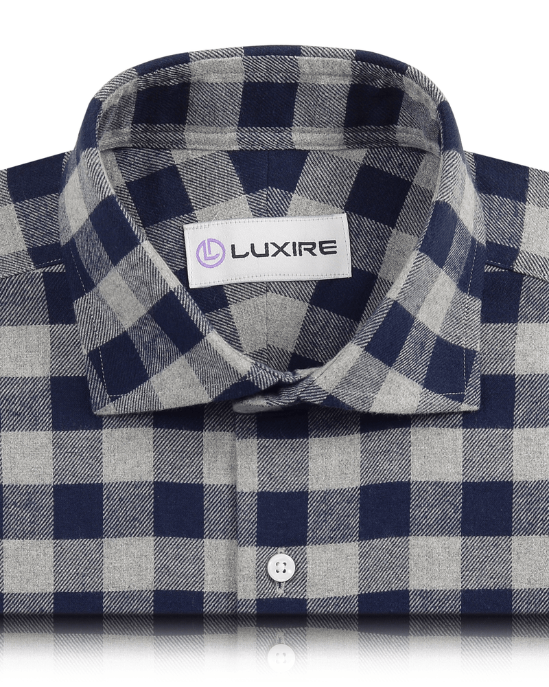 Silbergrauer marineblauer Gingham-Flanell