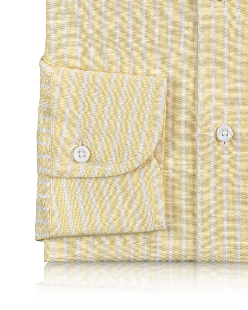 Coton et lin : rayures blanches fines sur fond jaune pastel