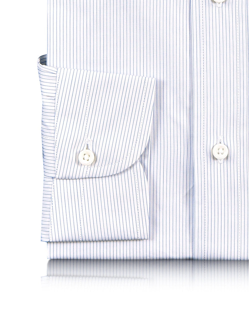 Brembana Blue Hairline Stripes auf Weiß