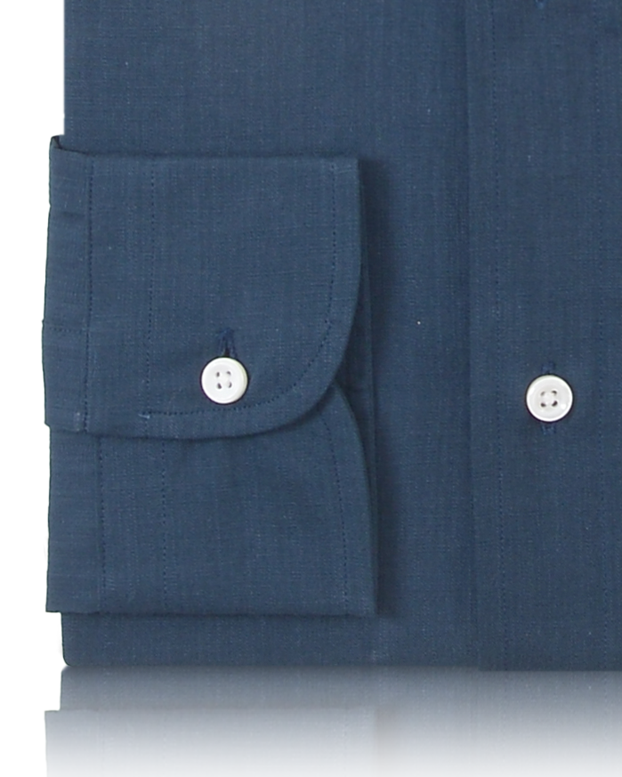 Marineblaues Chambray-Hemd