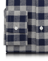 Silbergrauer marineblauer Gingham-Flanell