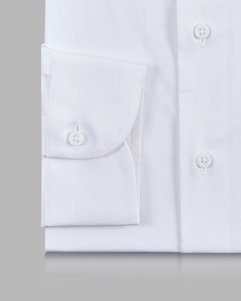Weißer lässiger Chambray