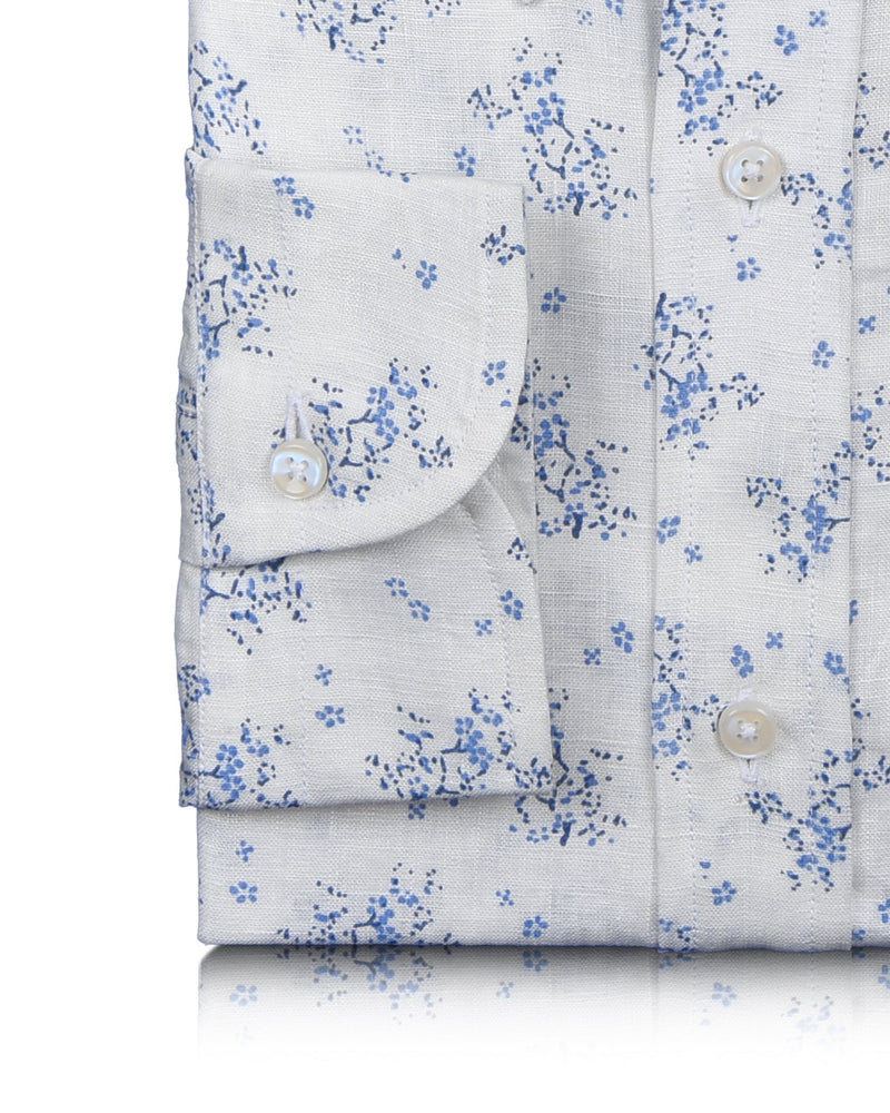 Linen: Pale Blue Printed shrubs On White