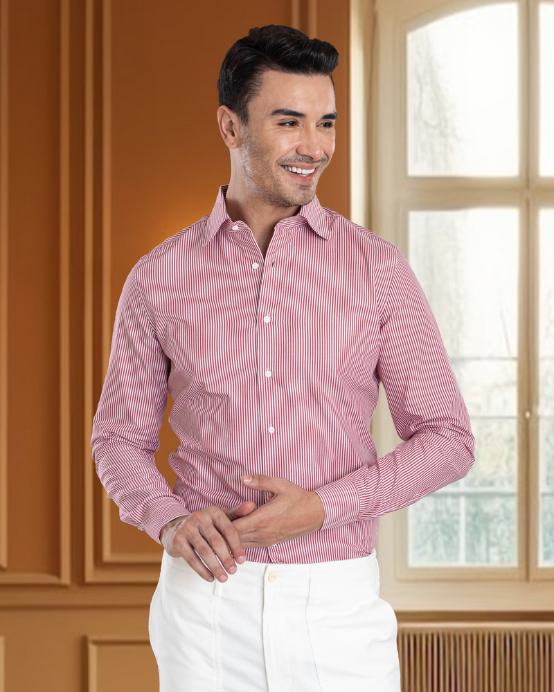 Rotes Süßigkeits-Streifen-Shirt