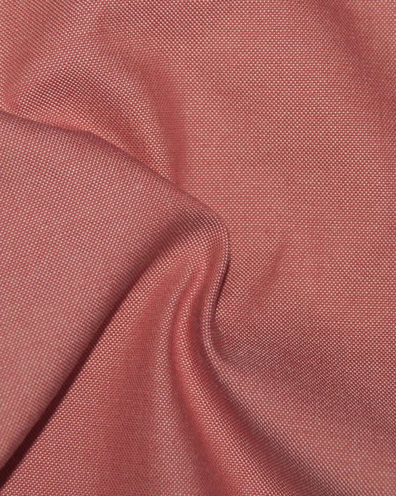Klassisches rotes Pinpoint Oxford