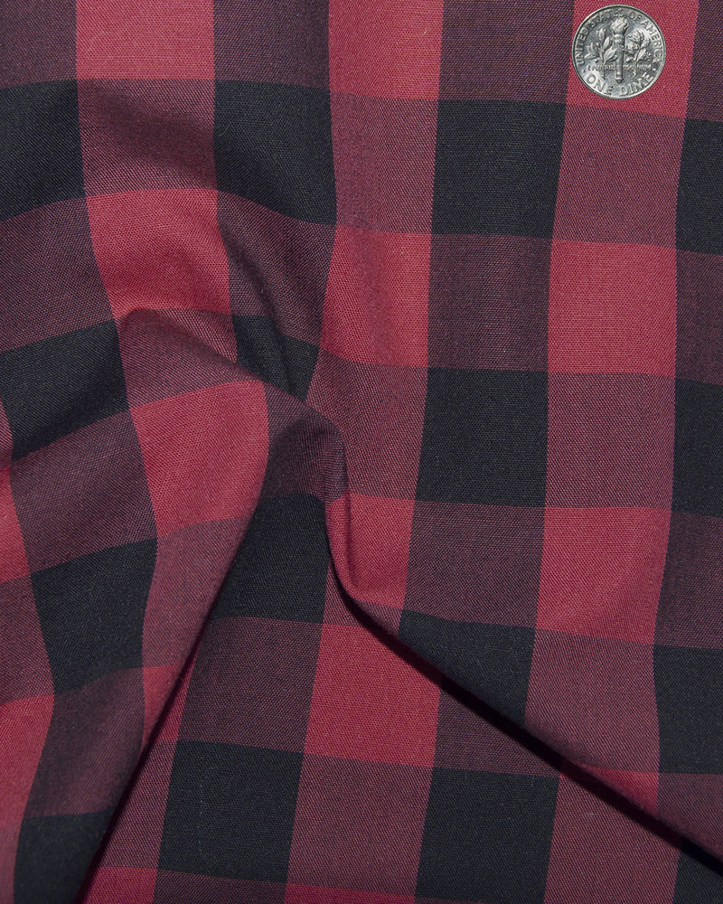 Freitagshemd: Rubinroter schwarzer Makro-Gingham
