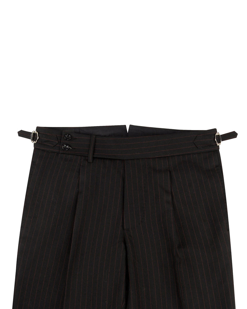 Dugdale Royal Classic: Schwarzer Twill mit braunen Nadelstreifen