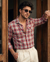 Roter, marineblauer, cremefarbener Twill mit Madras-Karos