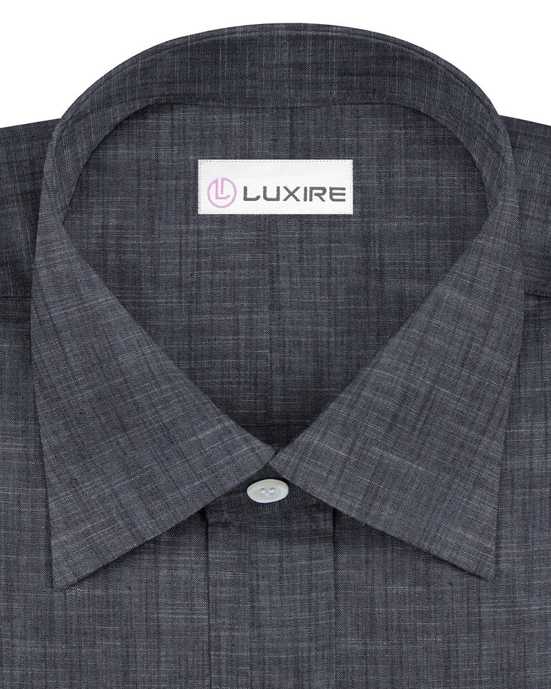 Chemise en denim bleu et gris