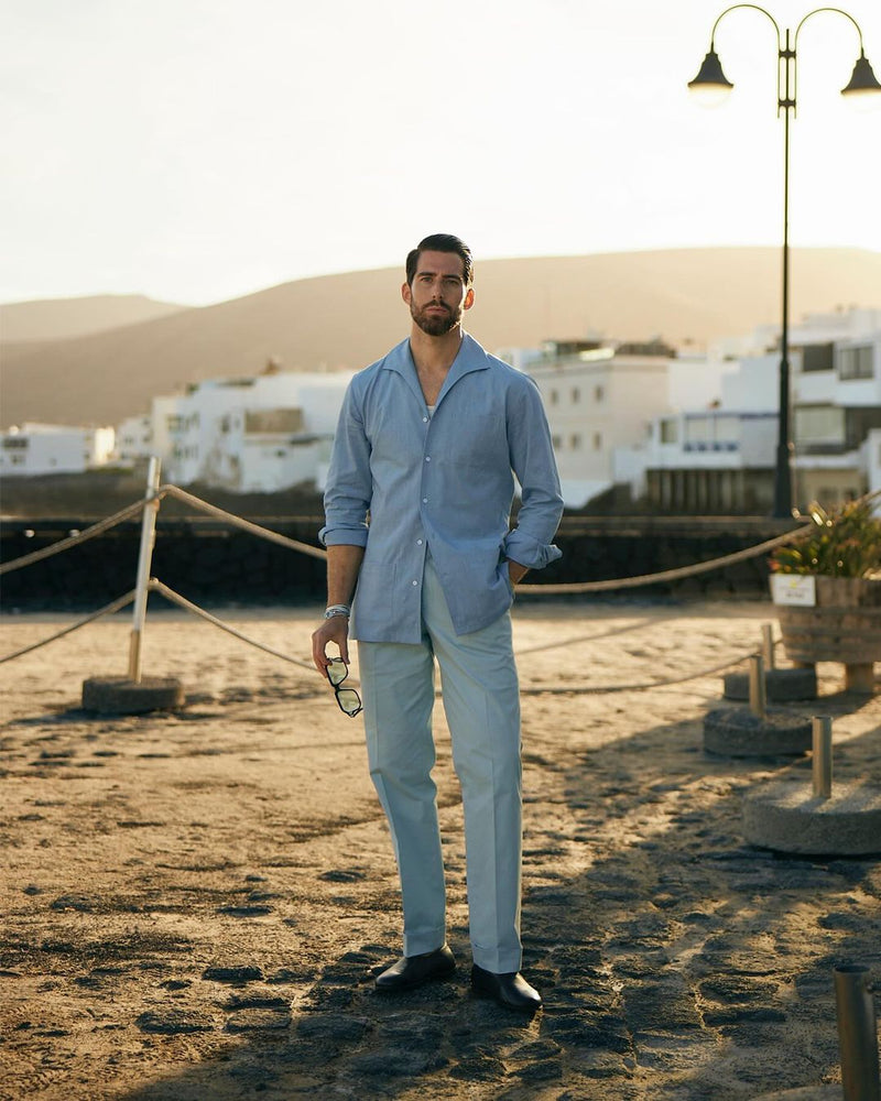 Plissierte, puderblaue Twill-Hose mit hohem Bund