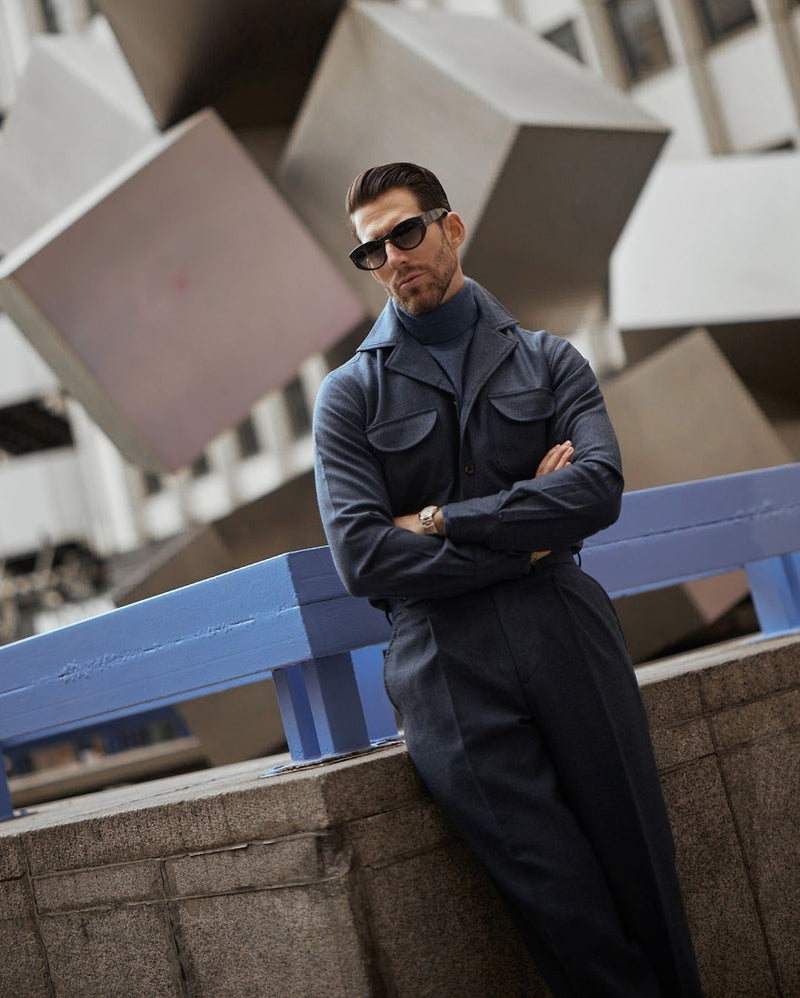 Marineblaue Dugdale-Hemdjacke aus Wollflanell
