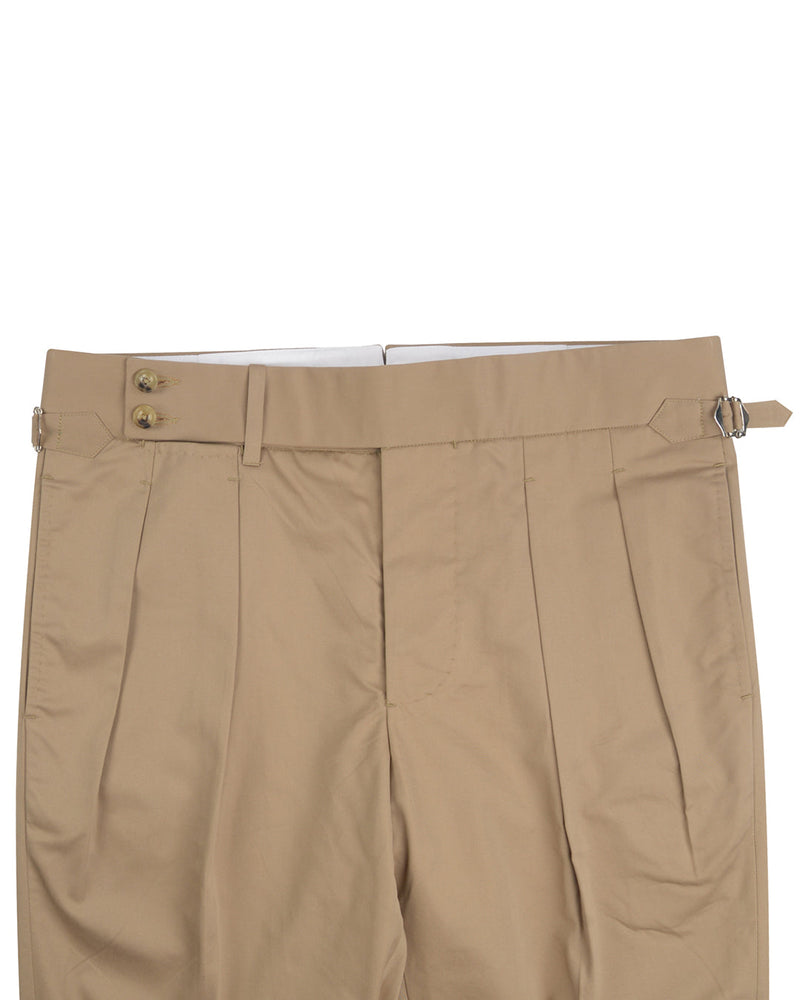 Chino aus weicher Bronze