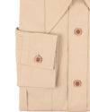 Militärische Khaki-Ebene