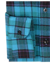 Tartan turquoise, noir et violet sur fond vert forêt