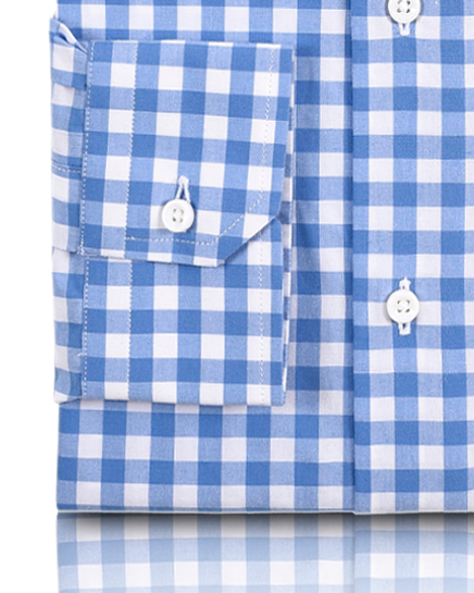 Blau auf weißem, breites Gingham-Karohemd
