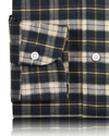Flaschengrünes, marineblaues und cremefarbenes Tartan-Karohemd