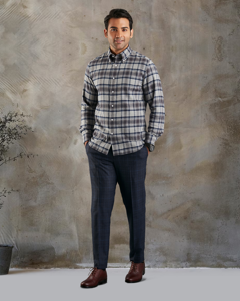 Chemise en flanelle à carreaux bleu marine gris foncé