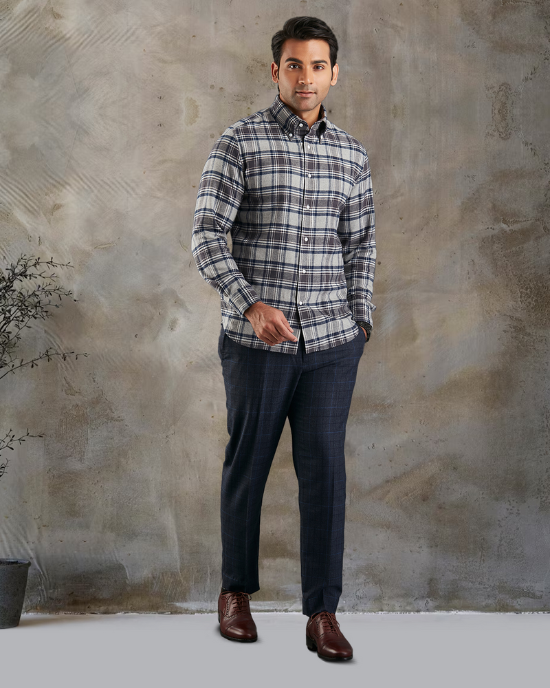 Chemise en flanelle à carreaux bleu marine gris foncé