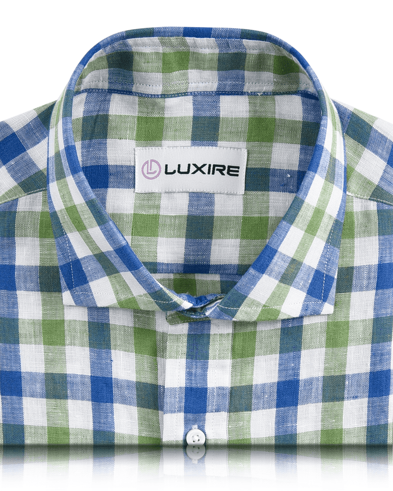 Grün-blaues Gingham-Hemd