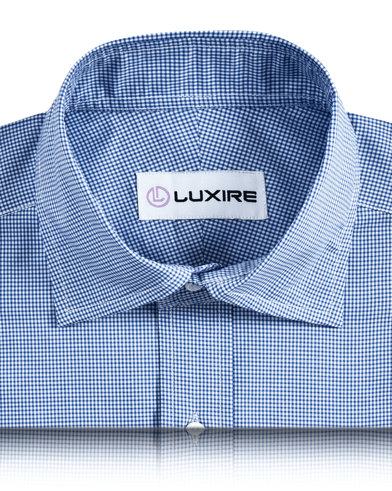 Blaues Hemd mit Mikro-Gingham-Karomuster