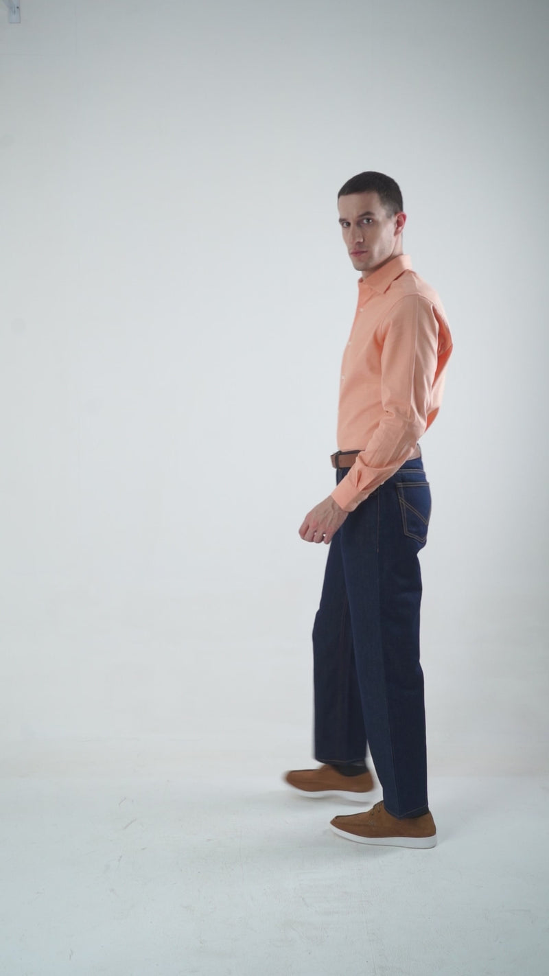Dunkelgraue, dehnbare Jeans